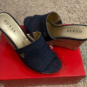 Guess wedges